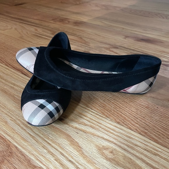 Burberry black suede ballet flats with Nova check canvas cap - Picture 3 of 5